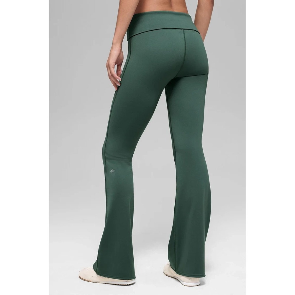 Alo Yoga NWT Softsculpt Foldover Flare Leggings in Clover Green Size XXS